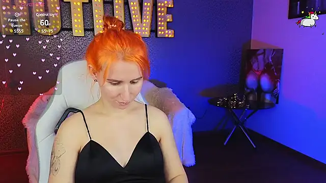 Snapshot of AliceBYKiss chatting on 02/03/25, 03:38 AliceBYKiss online show from 02/03/25, 03:38