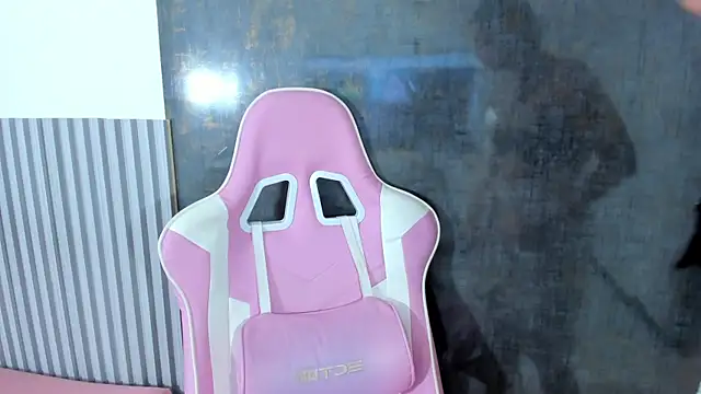 lana boomer online show from 10/01/25, 08:15