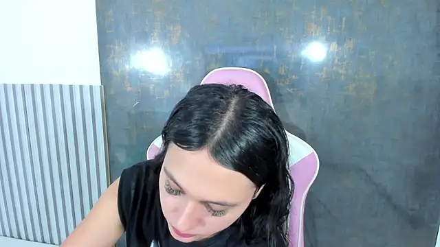 lana boomer online show from 10/05/25, 07:23