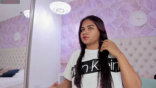 Carolina Evanss online show from 01/21/25, 03:37