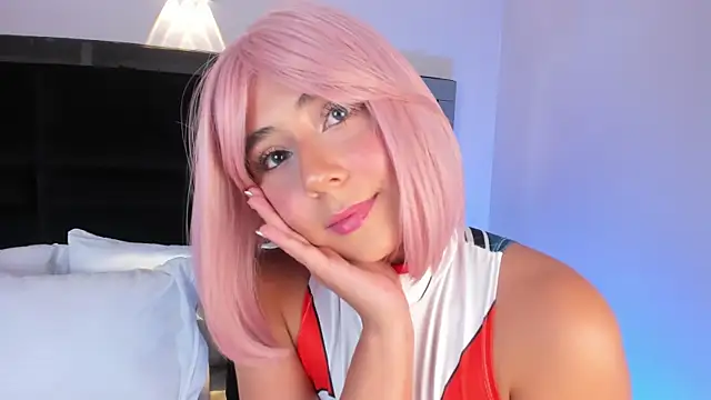 Snapshot of MelodyRey_ chatting on 09/08/25, 10:42 MelodyRey online show from 09/08/25, 10:42