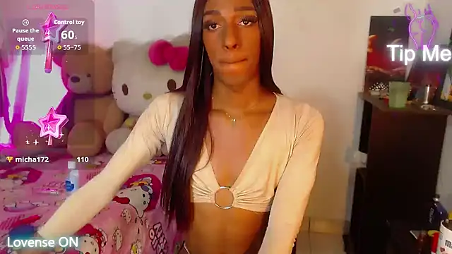 lucianadolll online show from 07/20/26, 10:39