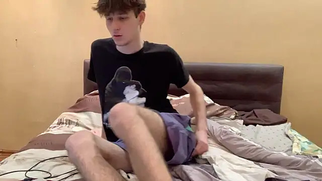 cutie guys online show from 12/29/24, 05:22
