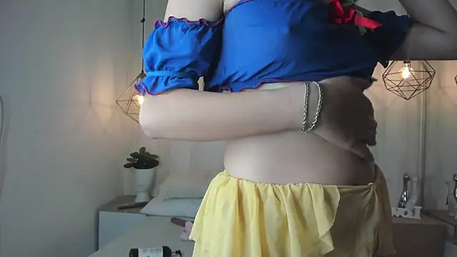 Theia moon online show from 12/03/24, 12:49