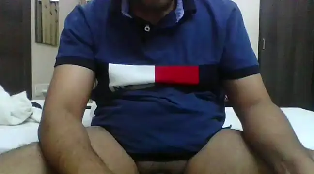 Snapshot of sunny69blackdick chatting on 12/14/24, 03:47 sunny69blackdick online show from 12/14/24, 03:47