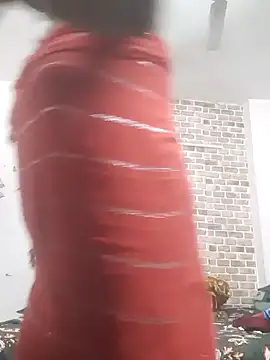 Snapshot of samosa73 chatting on 12/17/24, 11:06 samosa73 online show from 12/17/24, 11:06