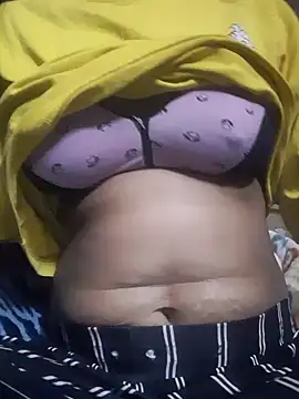 Snapshot of samosa73 chatting on 12/28/24, 06:18 samosa73 online show from 12/28/24, 06:18