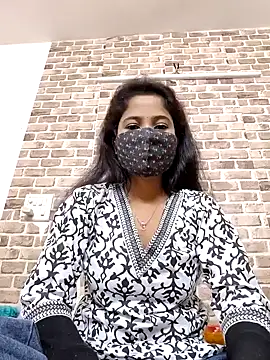 Snapshot of samosa73 chatting on 01/24/25, 02:41 samosa73 online show from 01/24/25, 02:41