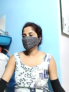 Snapshot of samosa73 chatting on 10/05/25, 09:34 samosa73 online show from 10/05/25, 09:34