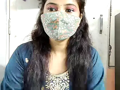 Snapshot of samosa73 chatting on 10/18/25, 06:08 samosa73 online show from 10/18/25, 06:08