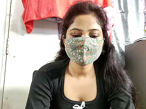 Snapshot of samosa73 chatting on 11/12/25, 06:41 samosa73 online show from 11/12/25, 06:41