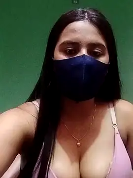 lovely-tanu online show from 12/22/24, 03:11