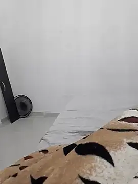 Leleko1997 online show from 11/24/25, 02:50