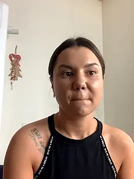 MiraMiss online show from 11/07/25, 08:47