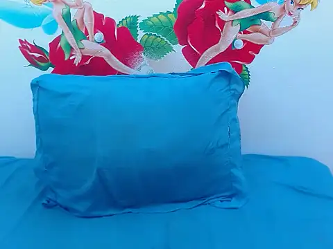 Snapshot of SexyEbony37X chatting on 10/21/25, 04:51 SexyEbony37X online show from 10/21/25, 04:51