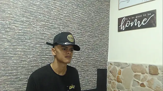 Snapshot of Billy_zander chatting on 01/08/25, 12:37 Billy zander online show from 01/08/25, 12:37