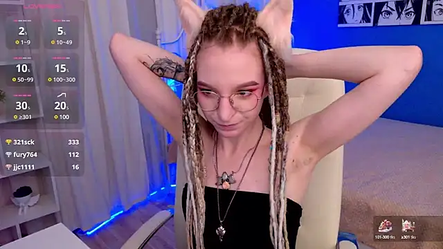 Snapshot of VioletShine chatting on 01/17/25, 05:41 VioletShine online show from 01/17/25, 05:41