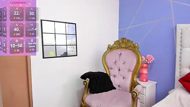 Snapshot of DannaMishellx_ chatting on 11/28/25, 03:36 DannaMishellx online show from 11/28/25, 03:36