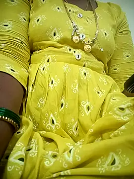 Snapshot of Telugu-mirchi chatting on 11/10/25, 06:12 Telugu-mirchi online show from 11/10/25, 06:12