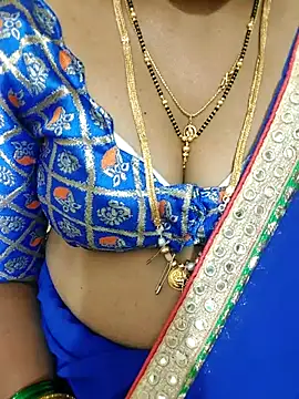 Snapshot of Telugu-mirchi chatting on 11/20/25, 05:45 Telugu-mirchi online show from 11/20/25, 05:45