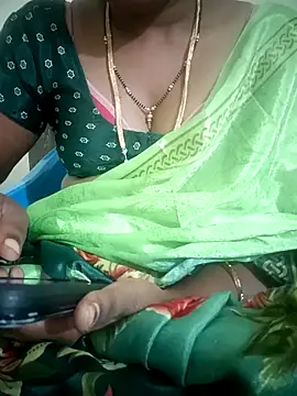Snapshot of Telugu-mirchi chatting on 11/24/25, 05:56 Telugu-mirchi online show from 11/24/25, 05:56