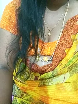 Snapshot of Telugu-mirchi chatting on 12/20/25, 05:53 Telugu-mirchi online show from 12/20/25, 05:53
