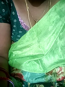 Snapshot of Telugu-mirchi chatting on 04/14/26, 06:36 Telugu-mirchi online show from 04/14/26, 06:36