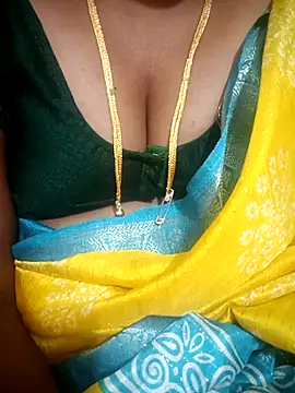 Snapshot of Telugu-mirchi chatting on 05/08/26, 05:51 Telugu-mirchi online show from 05/08/26, 05:51