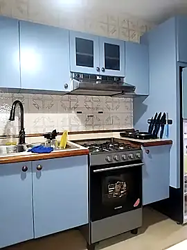 Snapshot of Alison_fitness chatting on 09/18/25, 11:56 Alison fitness online show from 09/18/25, 11:56