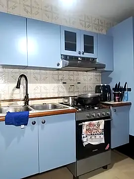 Snapshot of Alison_fitness chatting on 10/03/25, 01:24 Alison fitness online show from 10/03/25, 01:24