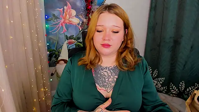 MoonLghte online show from 12/20/24, 02:19