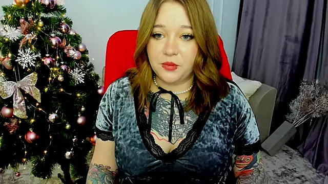 MoonLghte online show from 12/30/24, 10:34