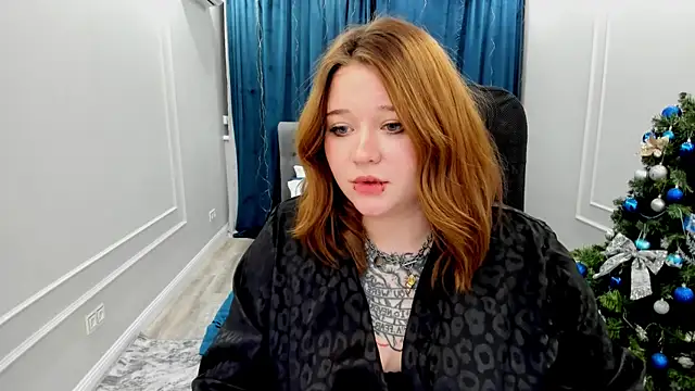 MoonLghte online show from 01/09/25, 02:51