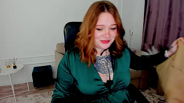 MoonLghte online show from 01/18/25, 04:59