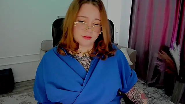 MoonLghte online show from 01/22/25, 06:42