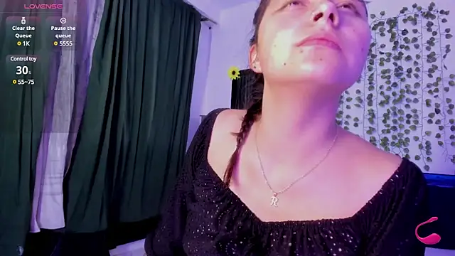 Noellesable online show from 03/04/25, 12:29