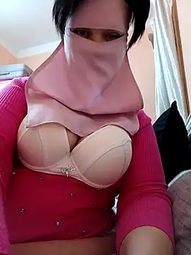 Snapshot of big_yoyo chatting on 01/25/25, 03:09 big yoyo online show from 01/25/25, 03:09