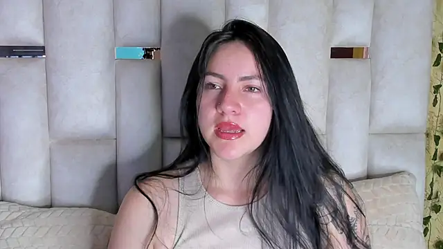 jenifer  power10 online show from 01/06/25, 12:13