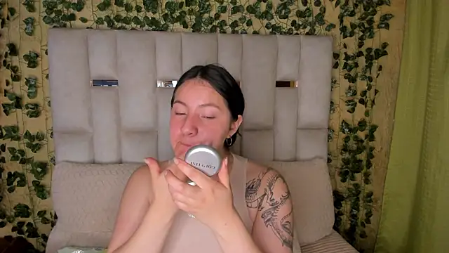 jenifer  power10 online show from 01/24/25, 12:10