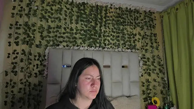 jenifer  power10 online show from 03/13/25, 12:35