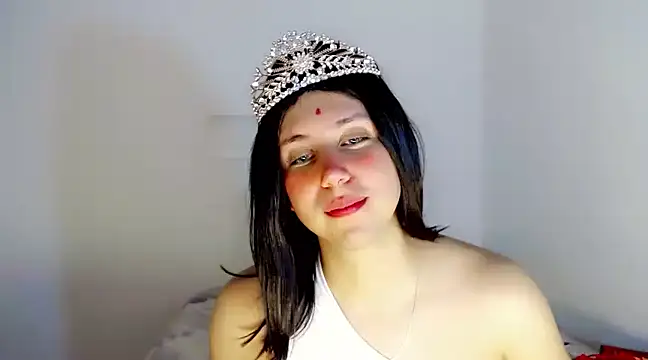 Snapshot of Oxana-Novikov chatting on 01/01/25, 01:48 Oxana-Novikov online show from 01/01/25, 01:48