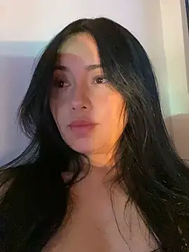 sweet kitty0110 online show from 01/17/25, 05:53