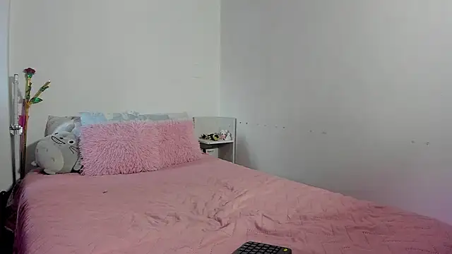 aiko mori online show from 03/18/25, 07:42