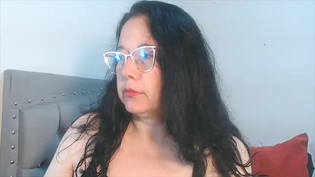 maturepriscila online show from 09/10/25, 01:33