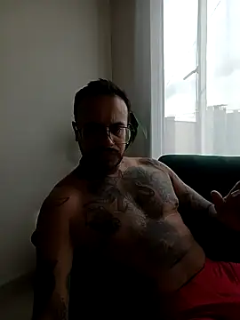 Nicky smith   online show from 12/16/24, 08:16