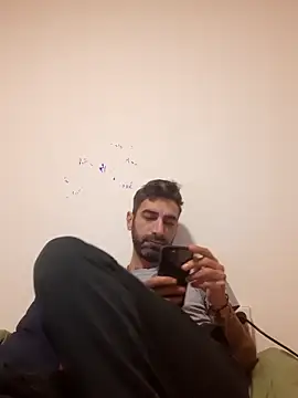 Italian69am online show from 11/04/25, 07:18