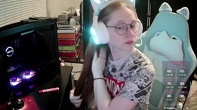 LilyFoxxx online show from 06/24/26, 05:17