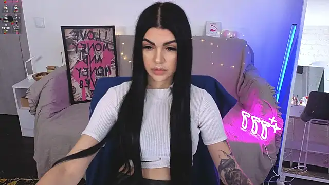 Tiffany lab online show from 10/18/25, 07:53