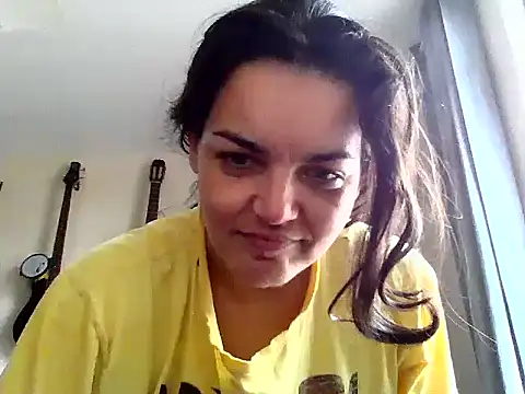 escritorasafada online show from 03/19/25, 04:13