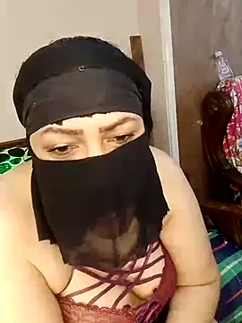 Snapshot of Osha10 chatting on 12/03/24, 11:44 Osha10 online show from 12/03/24, 11:44